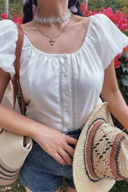 Women's Elegant Lantern Sleeve Embroidered Lace Short-Sleeve Shirt for Spring & Summer - Chic Vacation Top