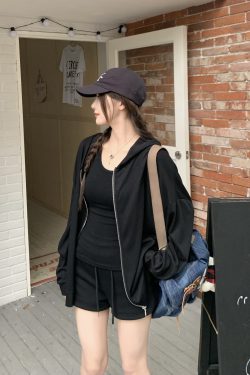 Women's Ice Silk Hooded Sun Protection Shirt - Loose Fit Long Sleeve Summer Jacket with Cool Feeling Design