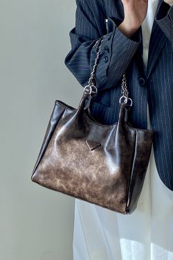 Women's Retro Chain Tote Bag - Large Capacity Shoulder Handbag for Spring & Summer Commuting, 2025 Fashion Trend