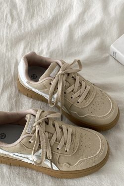 Women's Retro Thick-Soled Board Shoes - 2025 Spring Casual Sports Sneakers for Students, Versatile Y2K Style