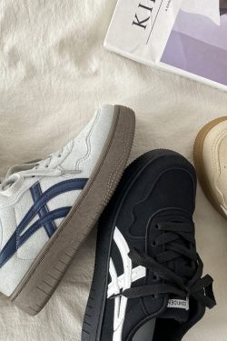 Women's Retro Thick-Soled Board Shoes - 2025 Spring Casual Sports Sneakers for Students, Versatile Y2K Style