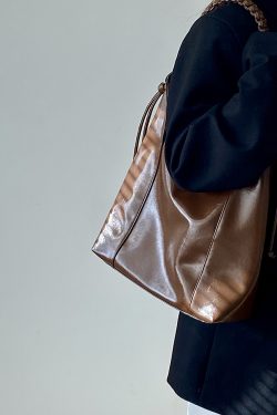 Women's Retro Woven Tote Bag - Large Capacity Shoulder Handbag for Commuting - Trendy 2025 Niche Design