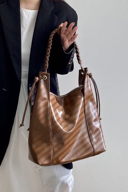 Women's Retro Woven Tote Bag - Large Capacity Shoulder Handbag for Commuting - Trendy 2025 Niche Design