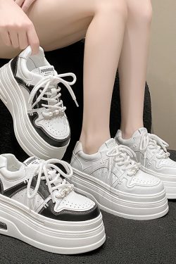 Women's White Thick-Soled Sneakers - Casual Platform Sport Shoes for Petite Height Increase - 2024 Spring/Summer Collection