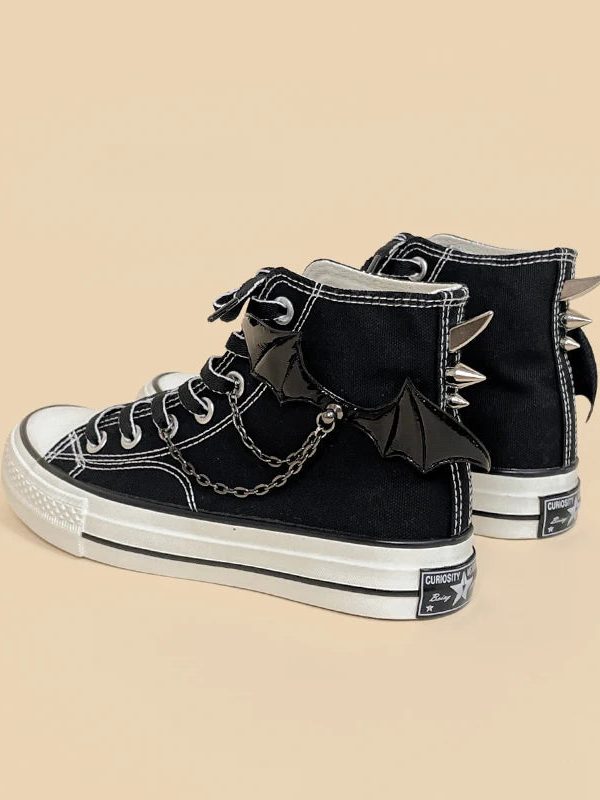 Bat Wings Spiked Canvas Shoes