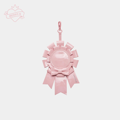 BERRYQ Ita Bag Accessories Pin Display Badge