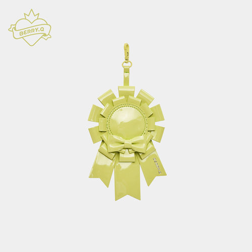 BERRYQ Ita Bag Accessories Pin Display Badge