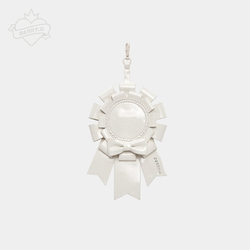 BERRYQ Ita Bag Accessories Pin Display Badge