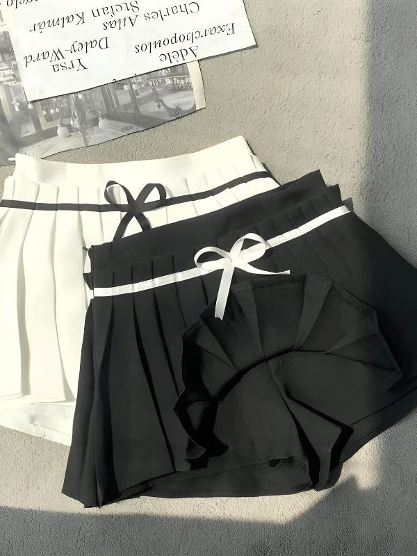 Bow Belt Pleated Mini Skort