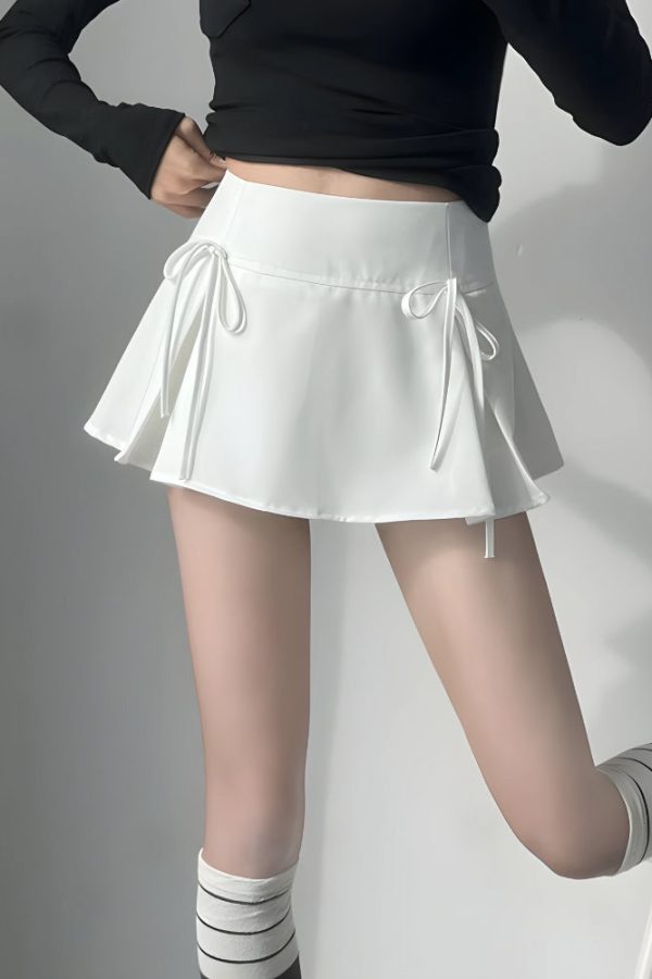 Bow Pleated Mini Skirt