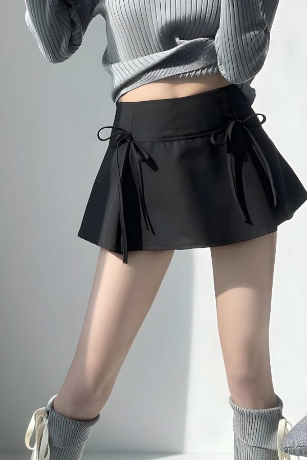 Bow Pleated Mini Skirt