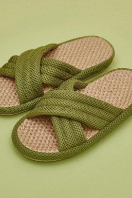 Breathable Mesh Slippers