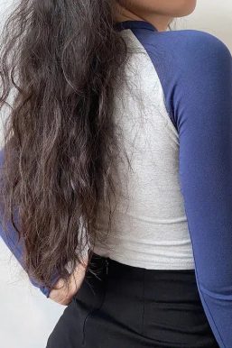 Contrast Sleeve College Crop Top