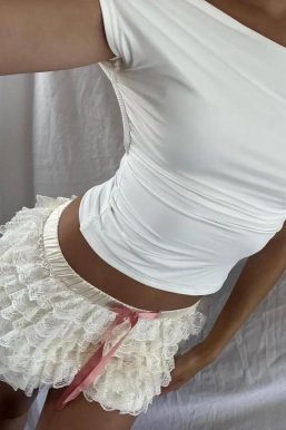 Coquette Lace Ruffled Shorts