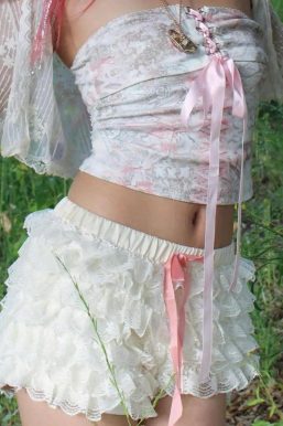 Coquette Lace Ruffled Shorts