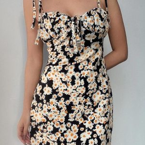 Cottagecore Daisy Tie Strap Mini Dress