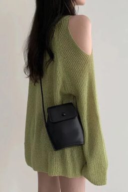 Cut-Out Shoulder Loose Knit Sweater