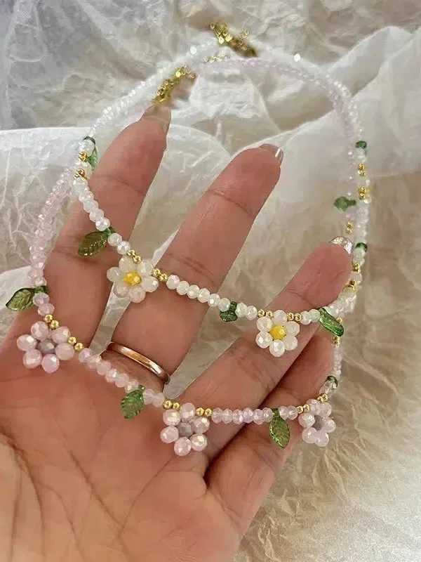 Daisy Necklace