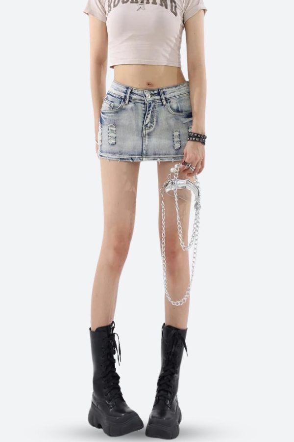 Distressed Low Rise Mini Skirt