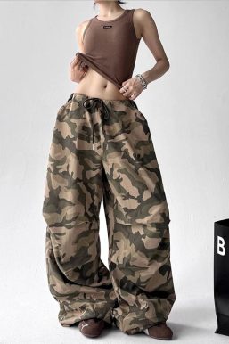Drawstring Camo Baggy Pants