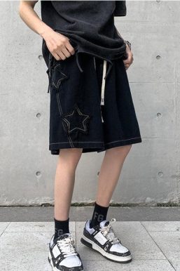 Drawstring Star Embroidered Shorts