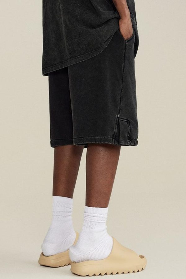 Drawstring Waist Loose Shorts
