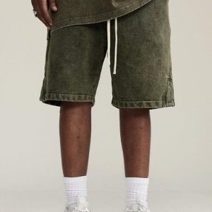 Drawstring Waist Loose Shorts