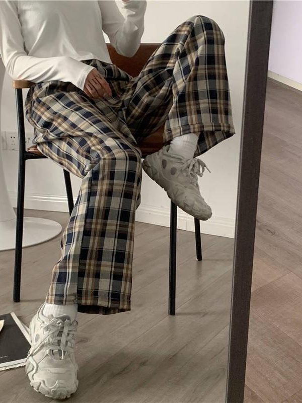 Elasticated Waist Checkered Sweatpants