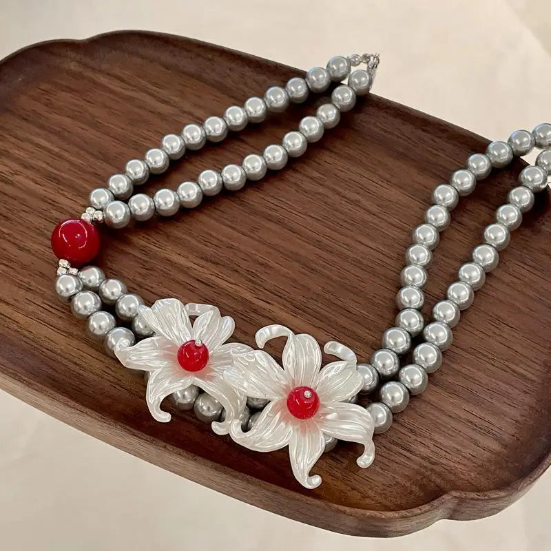 Floral Pearl Necklace