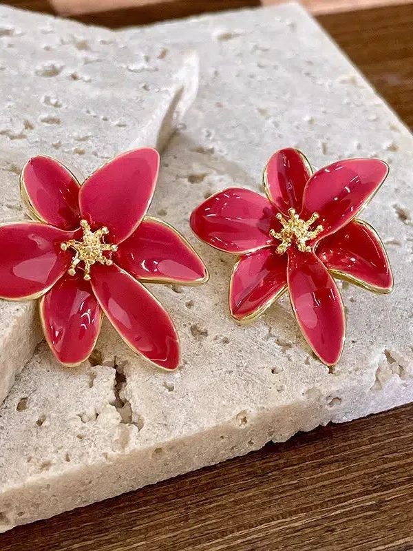 Flower Gold Stud Earrings