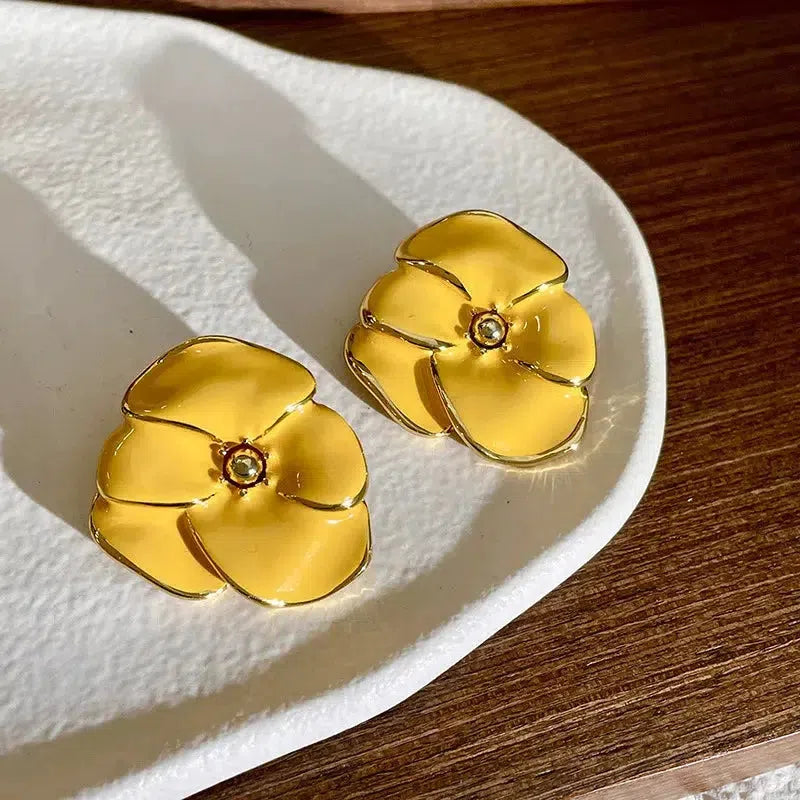 Flower Gold Stud Earrings Flower Gold Stud Earrings