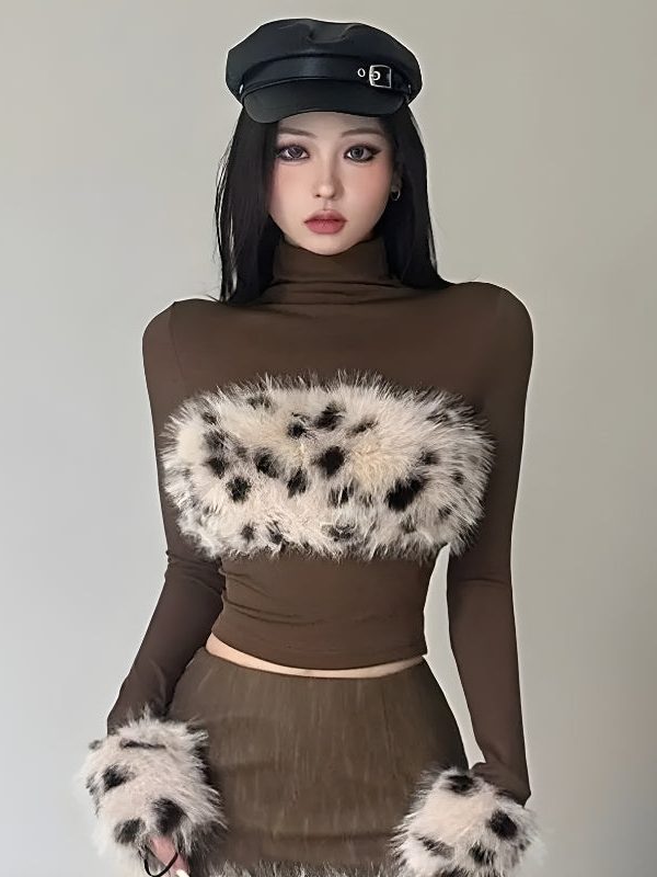 Fluffy Leopard Top