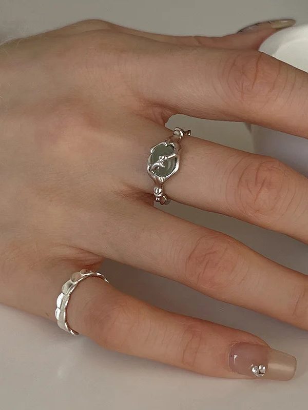 Gemstone Liquid Ring