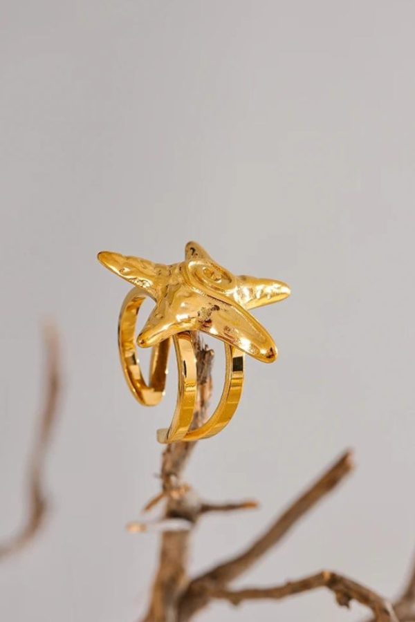 Gold Starfish Ring