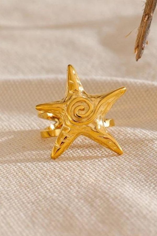 Gold Starfish Ring