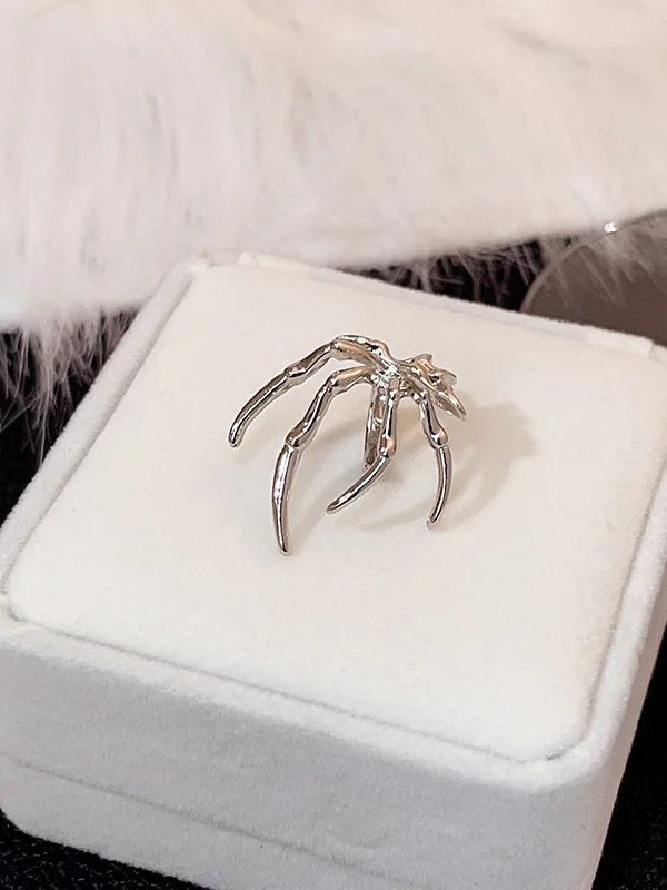 Goth Spider Earcuff