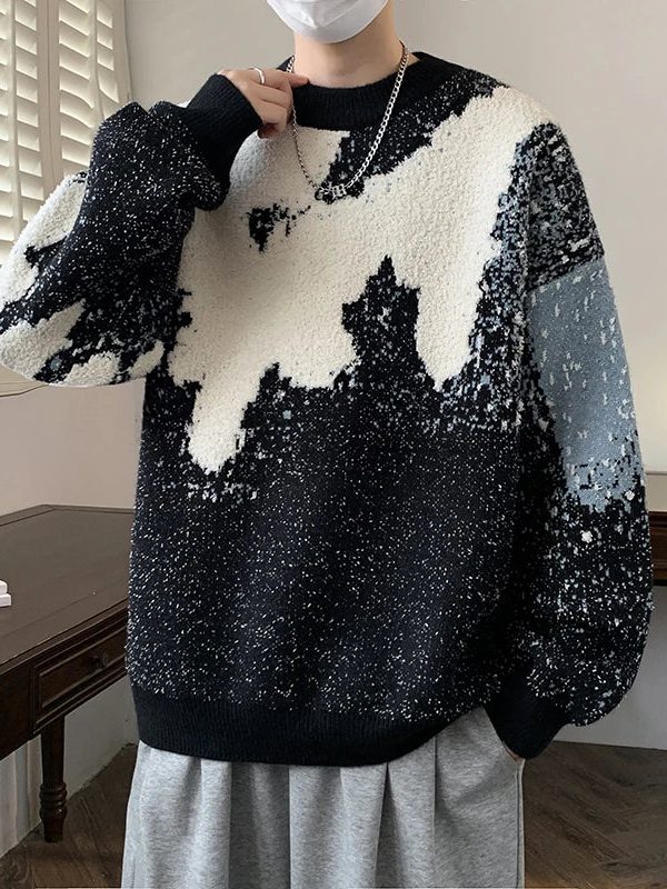 Graphic Patterned Sweater