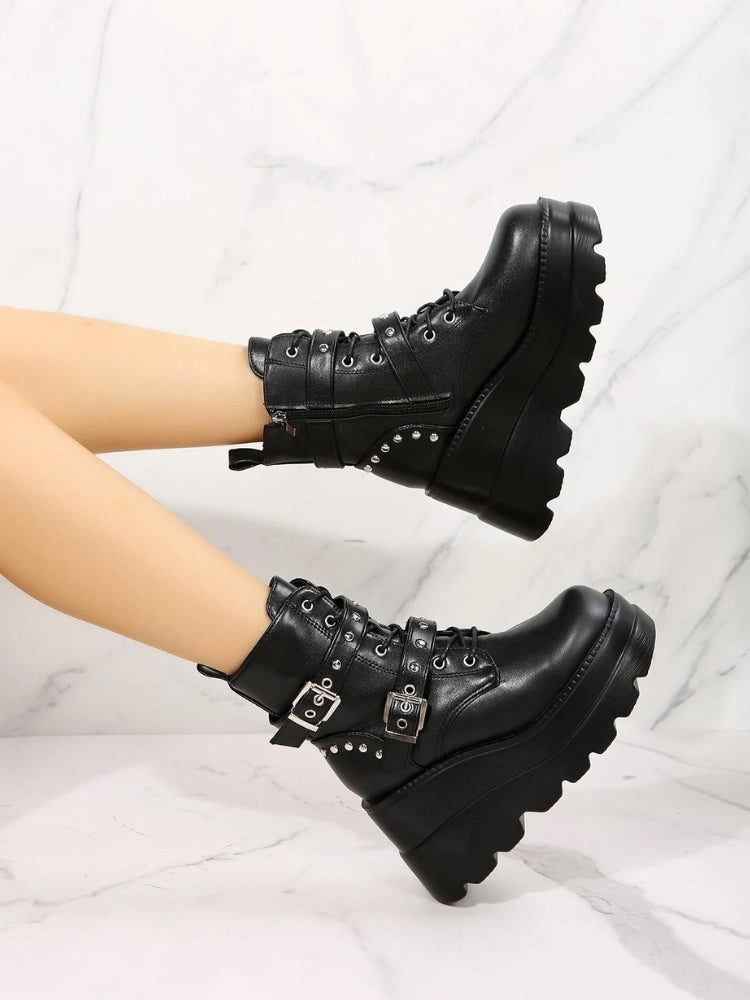 Grunge Belted Platform Boots Grunge Belted Platform Boots