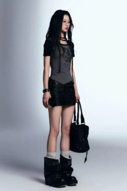 Grunge Boat Neck Tee