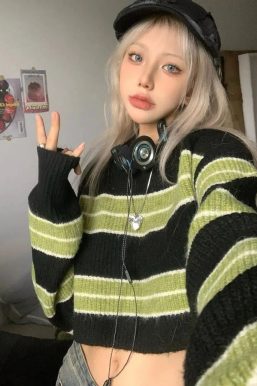 Grunge Green Striped Crop Sweater