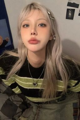 Grunge Green Striped Crop Sweater