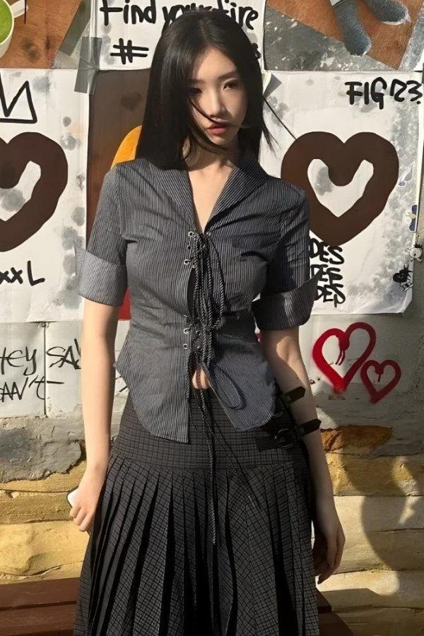 Grunge Lace up Shirt - Belly Button Piercing Places