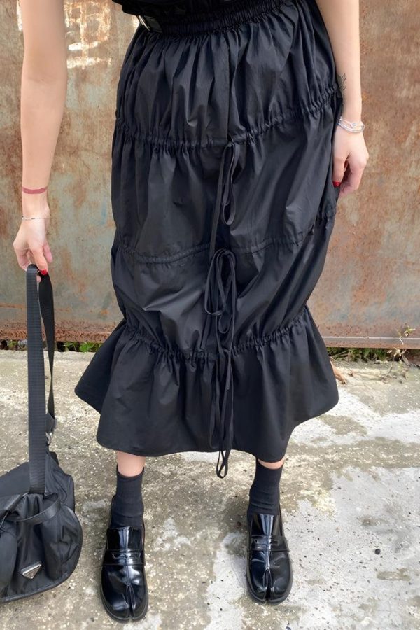 Grunge Ruched Midi Skirt