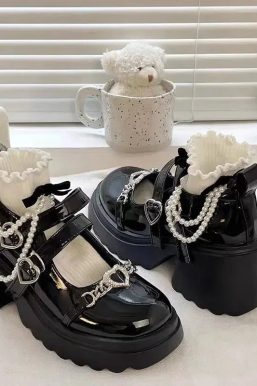 Heart Accessory Chunky Platform Mary Jane Shoes
