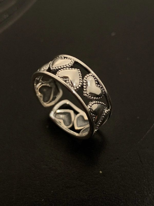 Hearts Band Ring