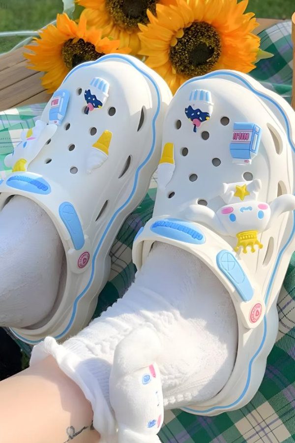 Hello Kitty Clog Slippers