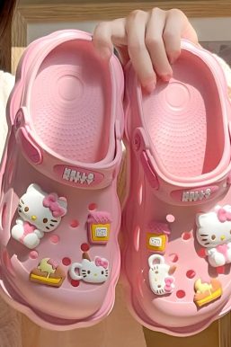 Hello Kitty Clog Slippers