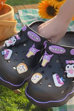 Hello Kitty Clog Slippers