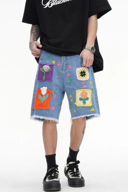 Knitted Flower Patch Denim Shorts