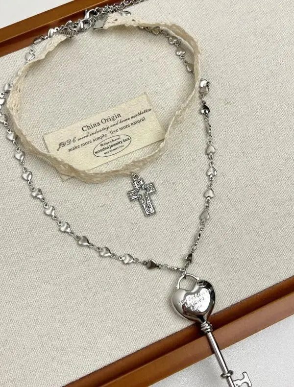 Lace Choker & Heart Lock Necklace